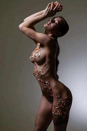 Dory - HK 141 Escort in 
    Islands (Lantau)
}